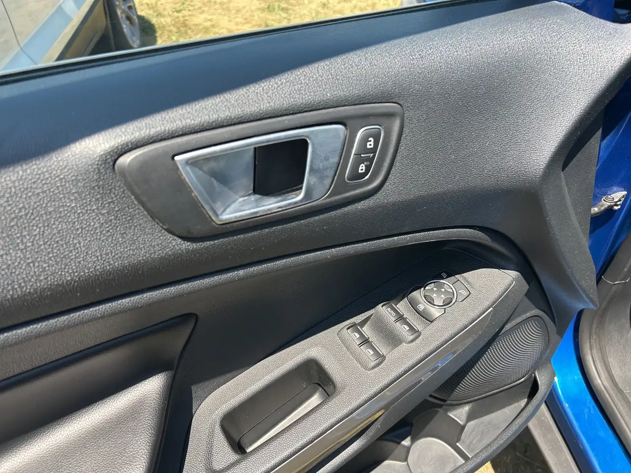 Ford EcoSport снимка Ford EcoSport