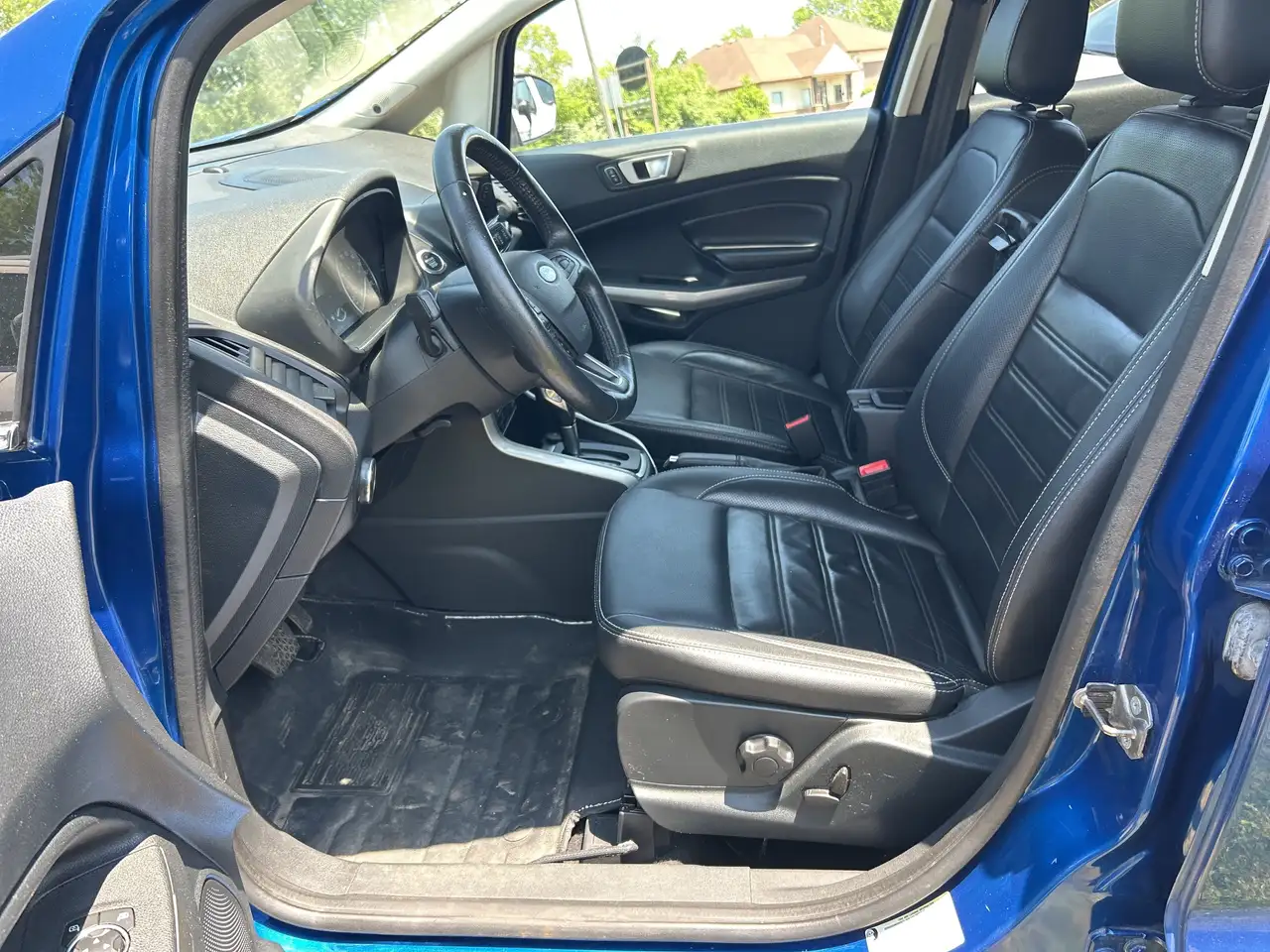 Ford EcoSport снимка Ford EcoSport