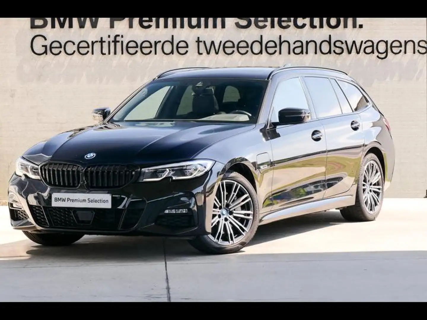 BMW 330 330e Touring M Sport | PANO | Noir - 1