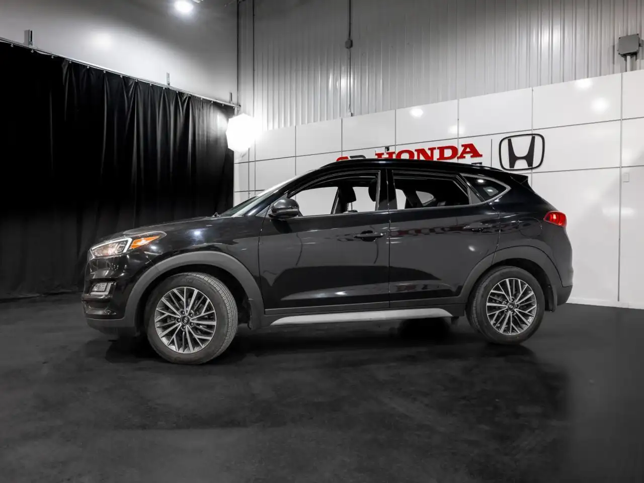 Hyundai TUCSON снимка Hyundai TUCSON