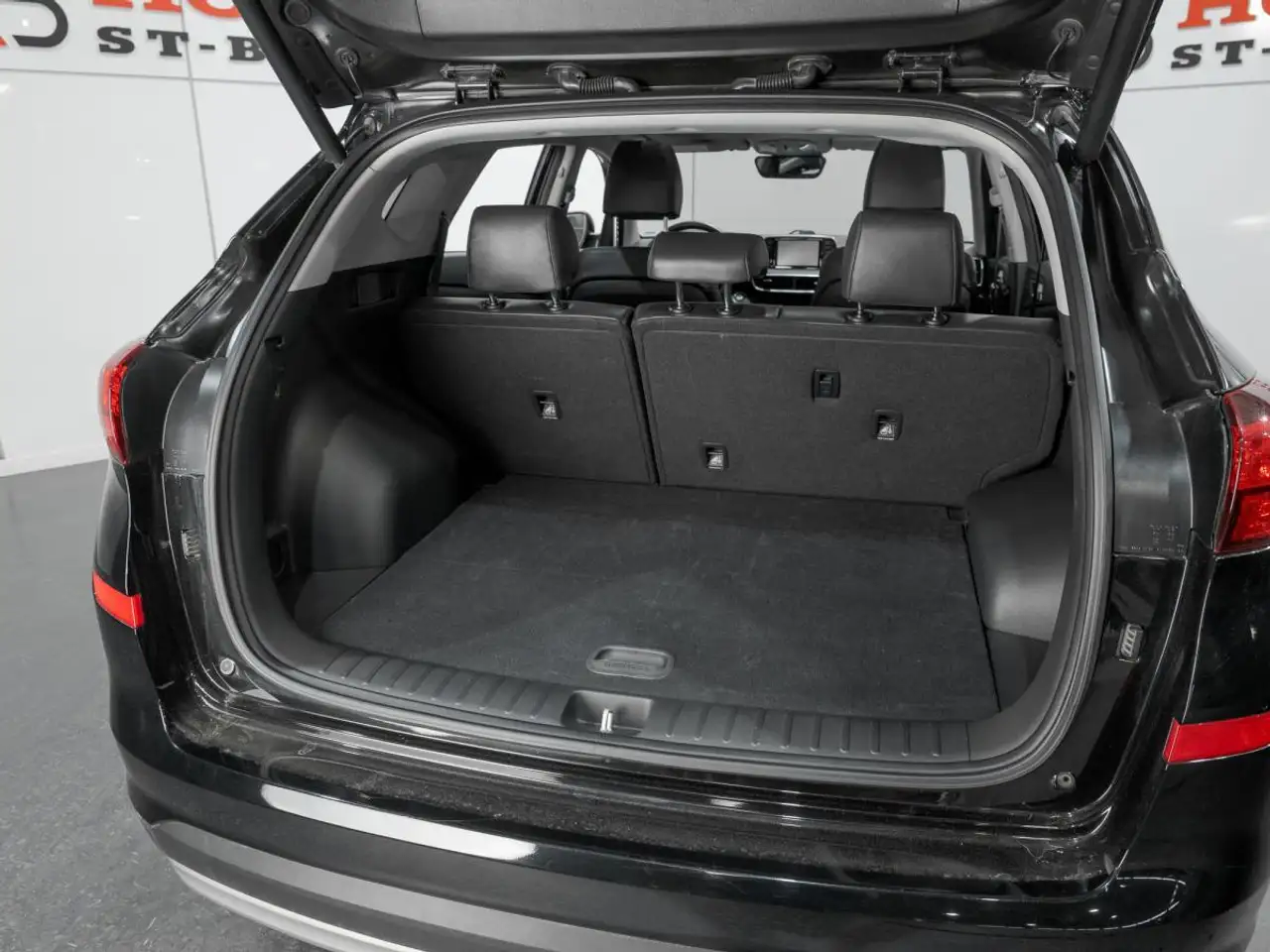 Hyundai TUCSON снимка Hyundai TUCSON