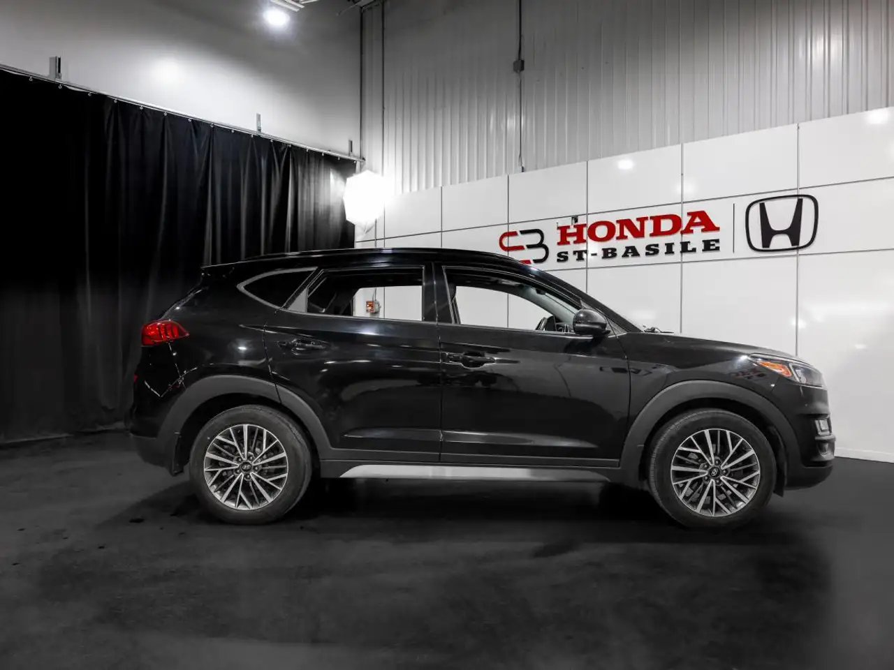 Hyundai TUCSON снимка Hyundai TUCSON