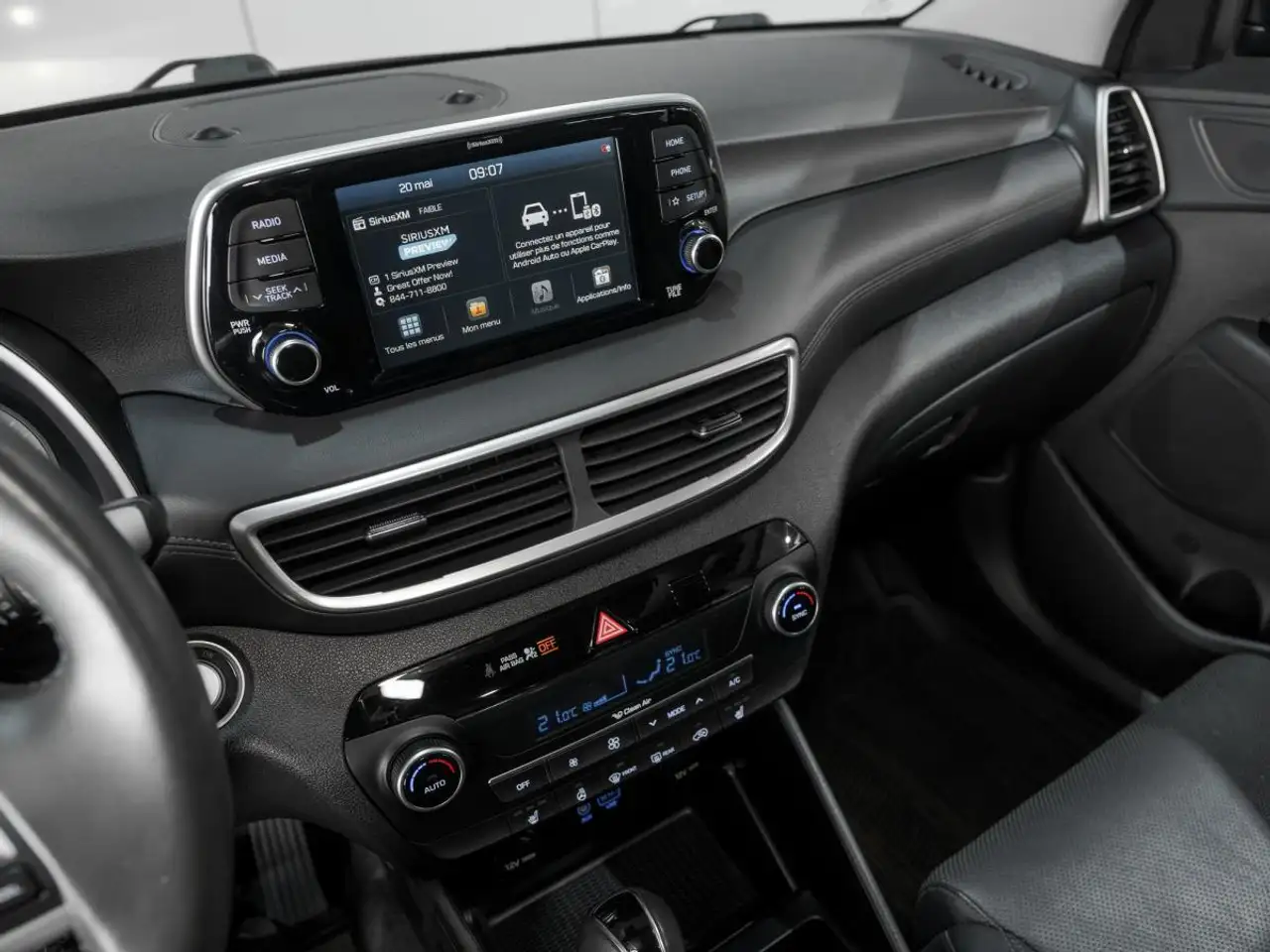 Hyundai TUCSON снимка Hyundai TUCSON