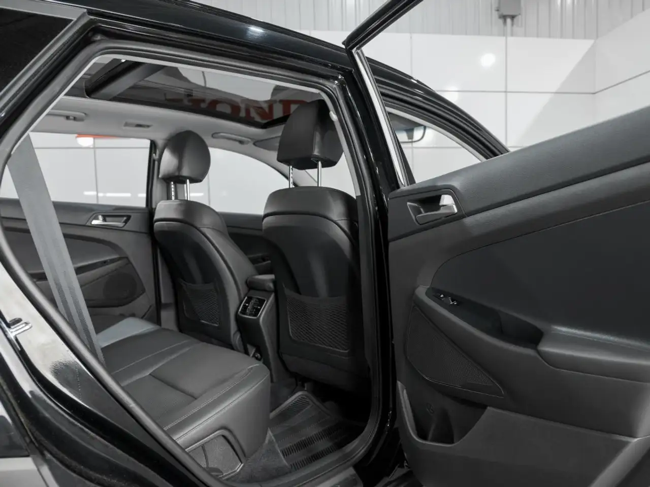 Hyundai TUCSON снимка Hyundai TUCSON