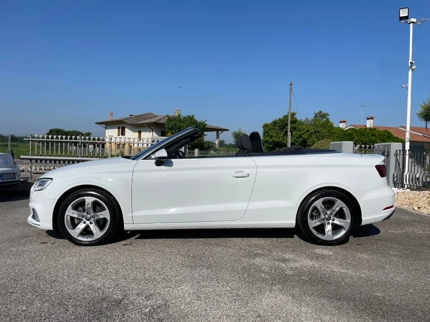 Audi A3 A3 Cabrio 2.0 TDI Sport 150cv S-Tronic Bianco - 2