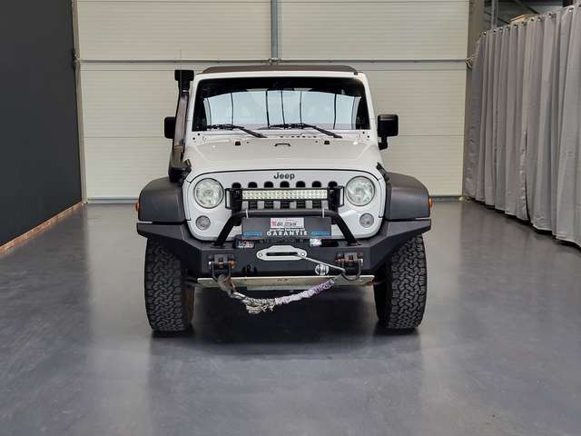 Jeep Wrangler Unlimited 2.8CRD Sport *Umbau*