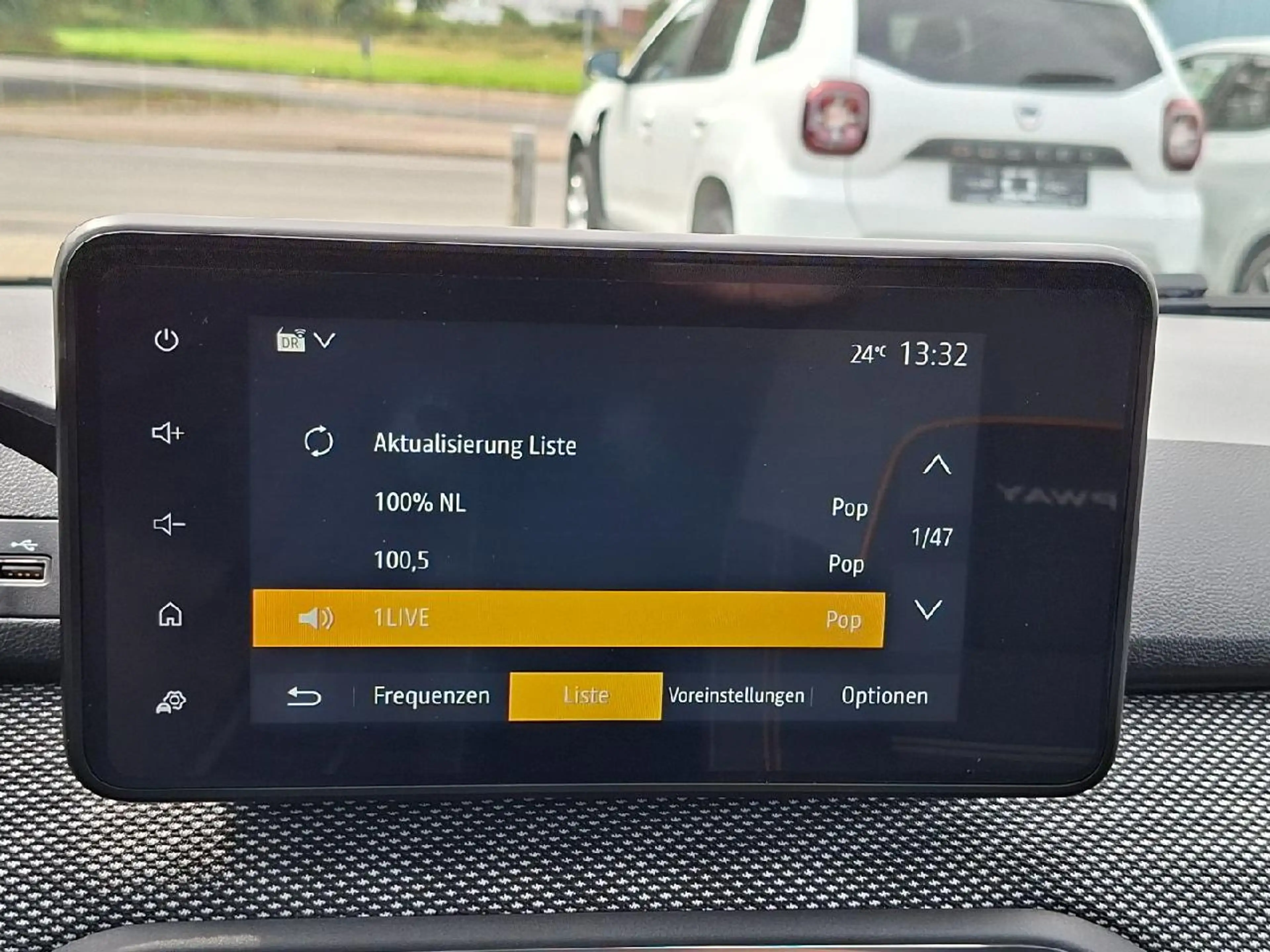 Dacia Sandero Stepway Comfort*1.Hd*AppleCar*DAB*LED*Navi*Klima — photo 12
