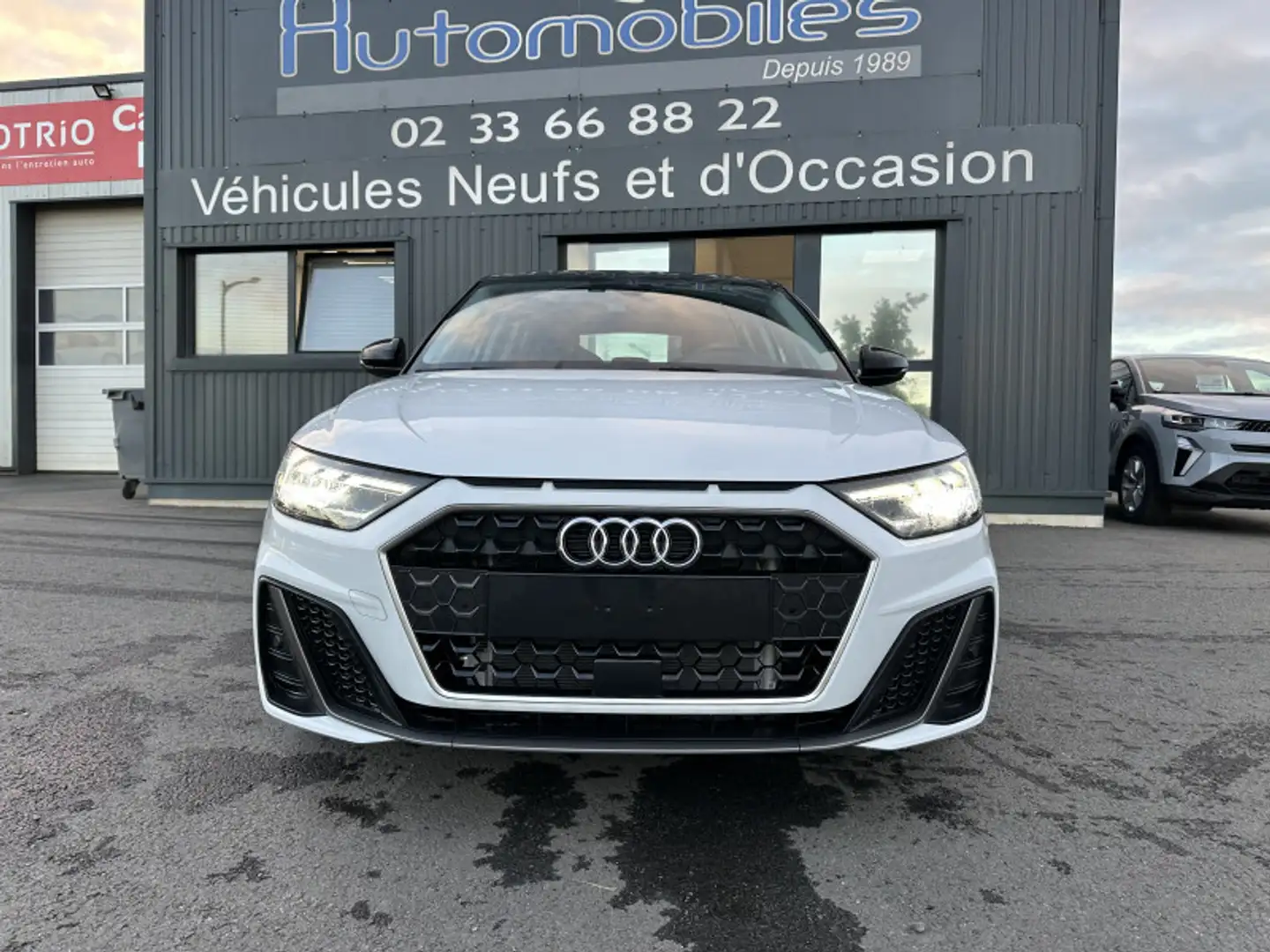 Audi A1 30 TFSI 116CH S LINE S TRONIC 7 Weiß - 2
