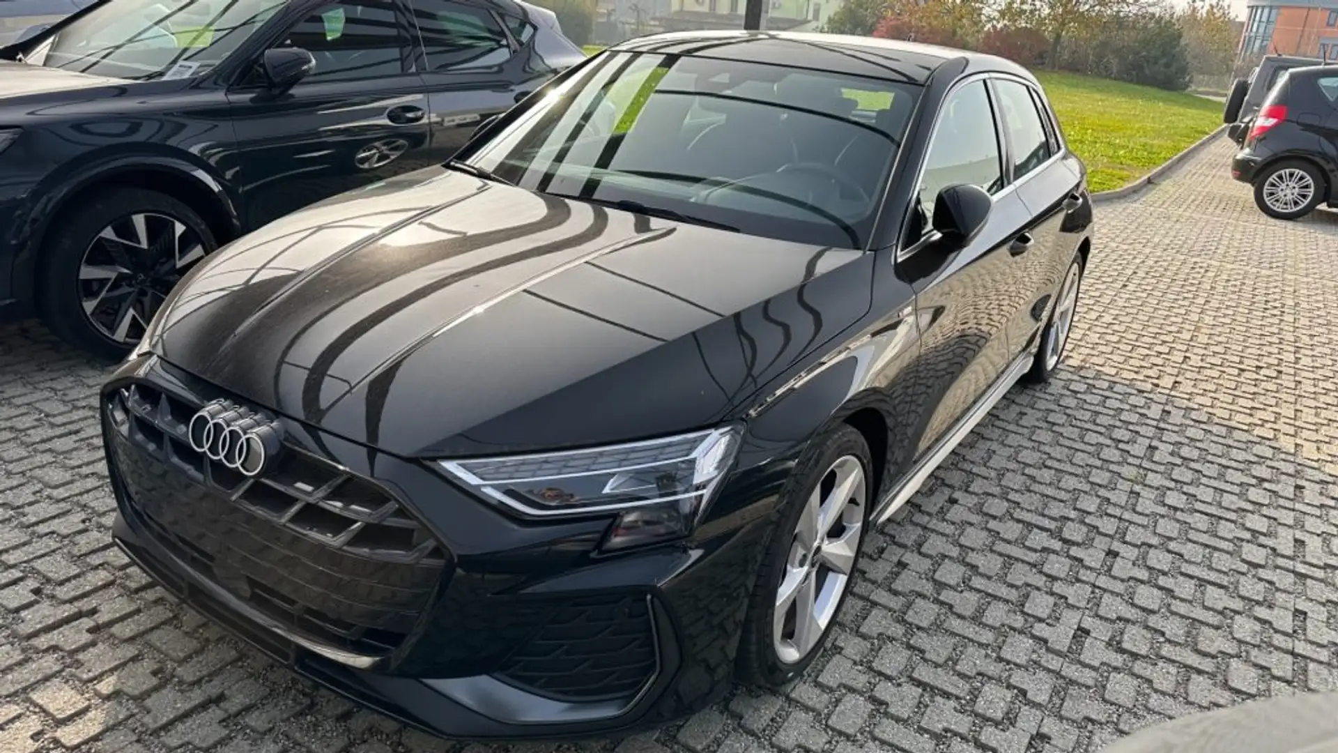 Audi A3 SPB 35 TFSI S tronic S line edition Noir - 1