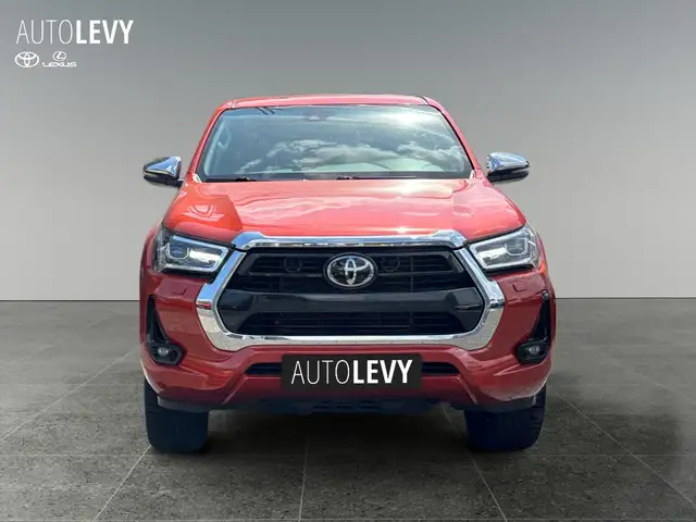 Toyota Hilux view 9
