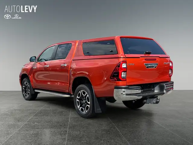 Toyota Hilux view 4