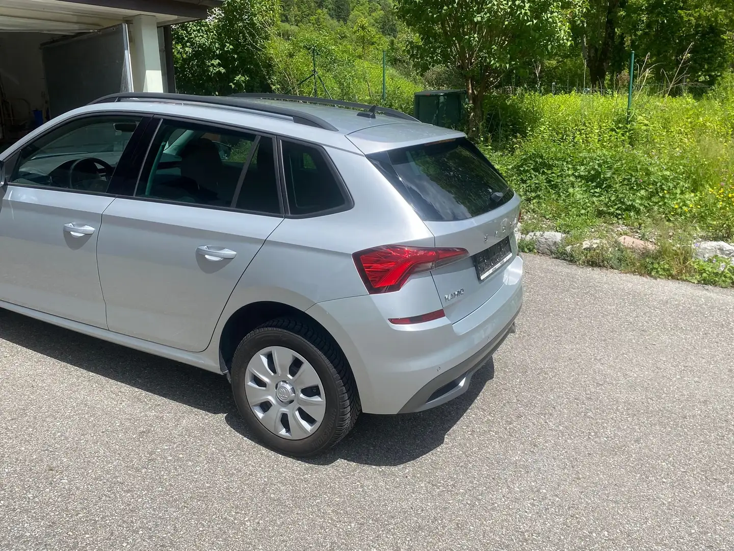 Skoda Kamiq Kamiq 1,0 TSI Ambition DSG Ambition Silber - 2