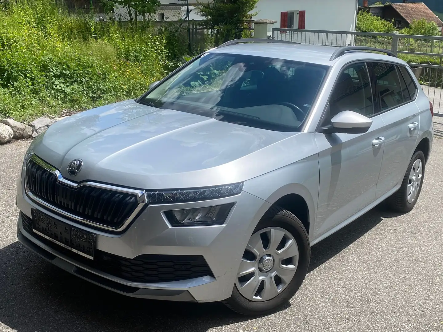 Skoda Kamiq Kamiq 1,0 TSI Ambition DSG Ambition Silber - 1