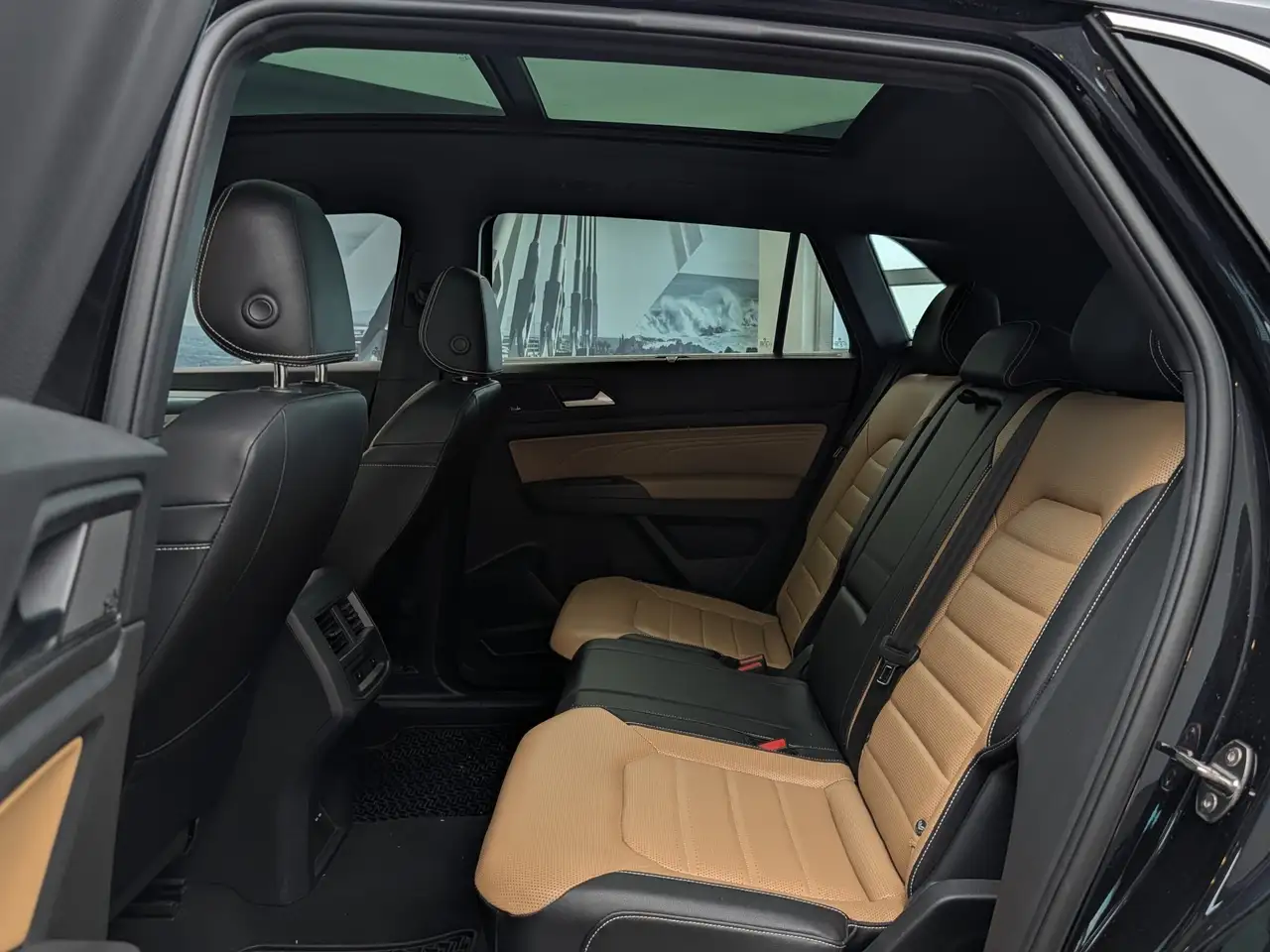 Volkswagen Atlas снимка Volkswagen Atlas