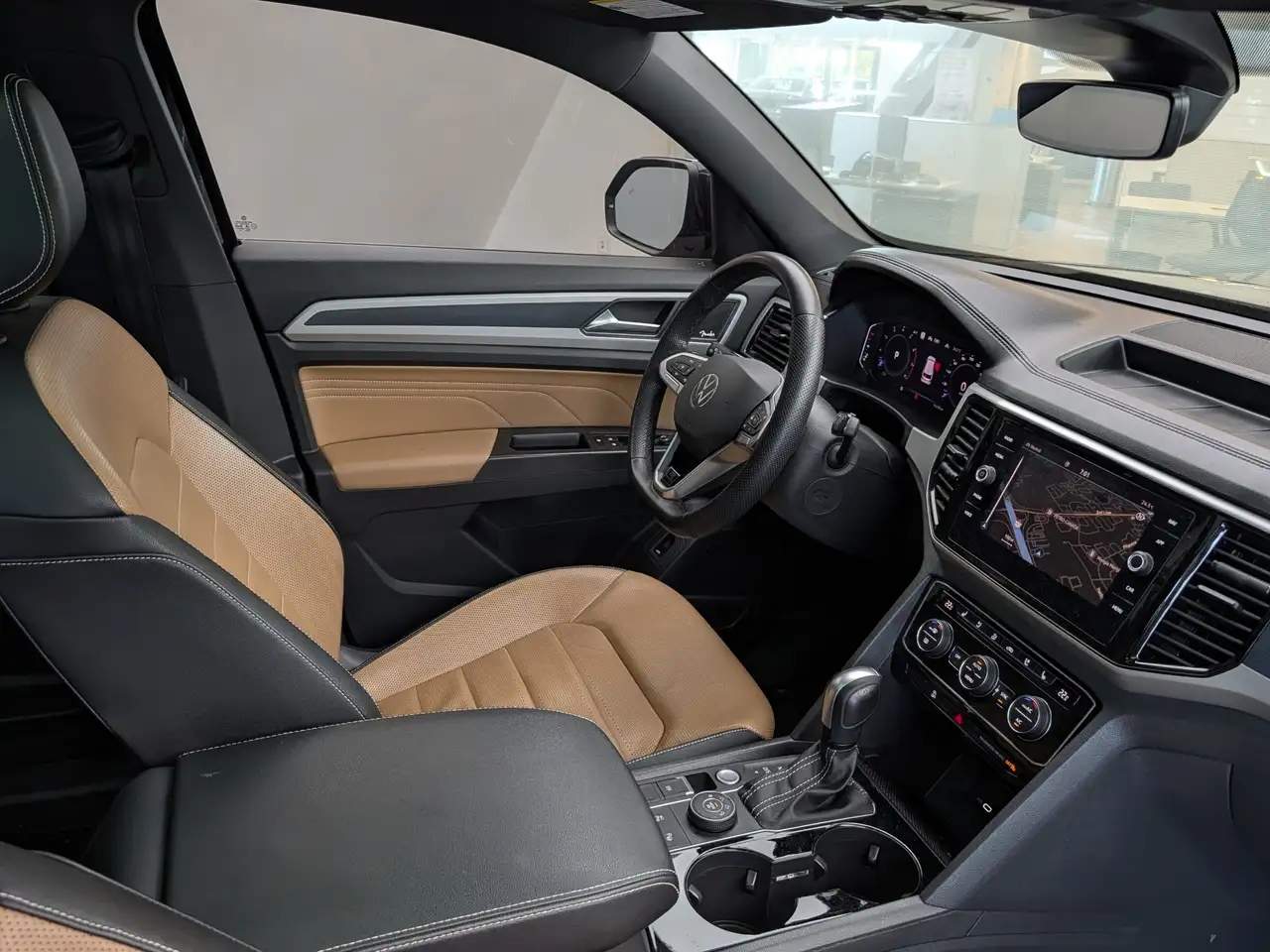Volkswagen Atlas снимка Volkswagen Atlas