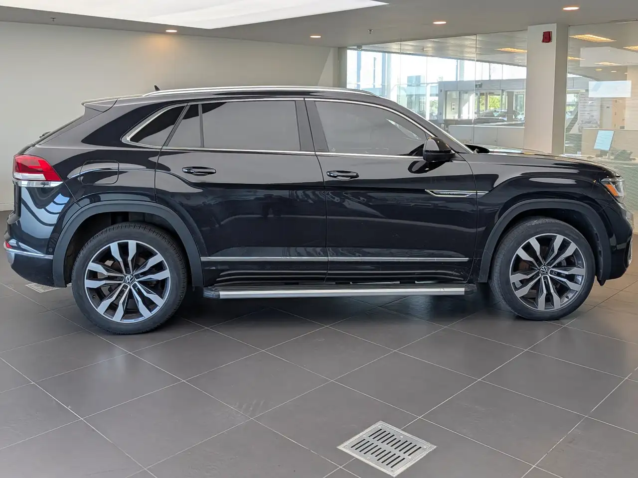 Volkswagen Atlas снимка Volkswagen Atlas