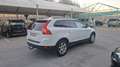 Volvo XC60 D5 Summum AWD Aut. 215 Weiß - thumbnail 3