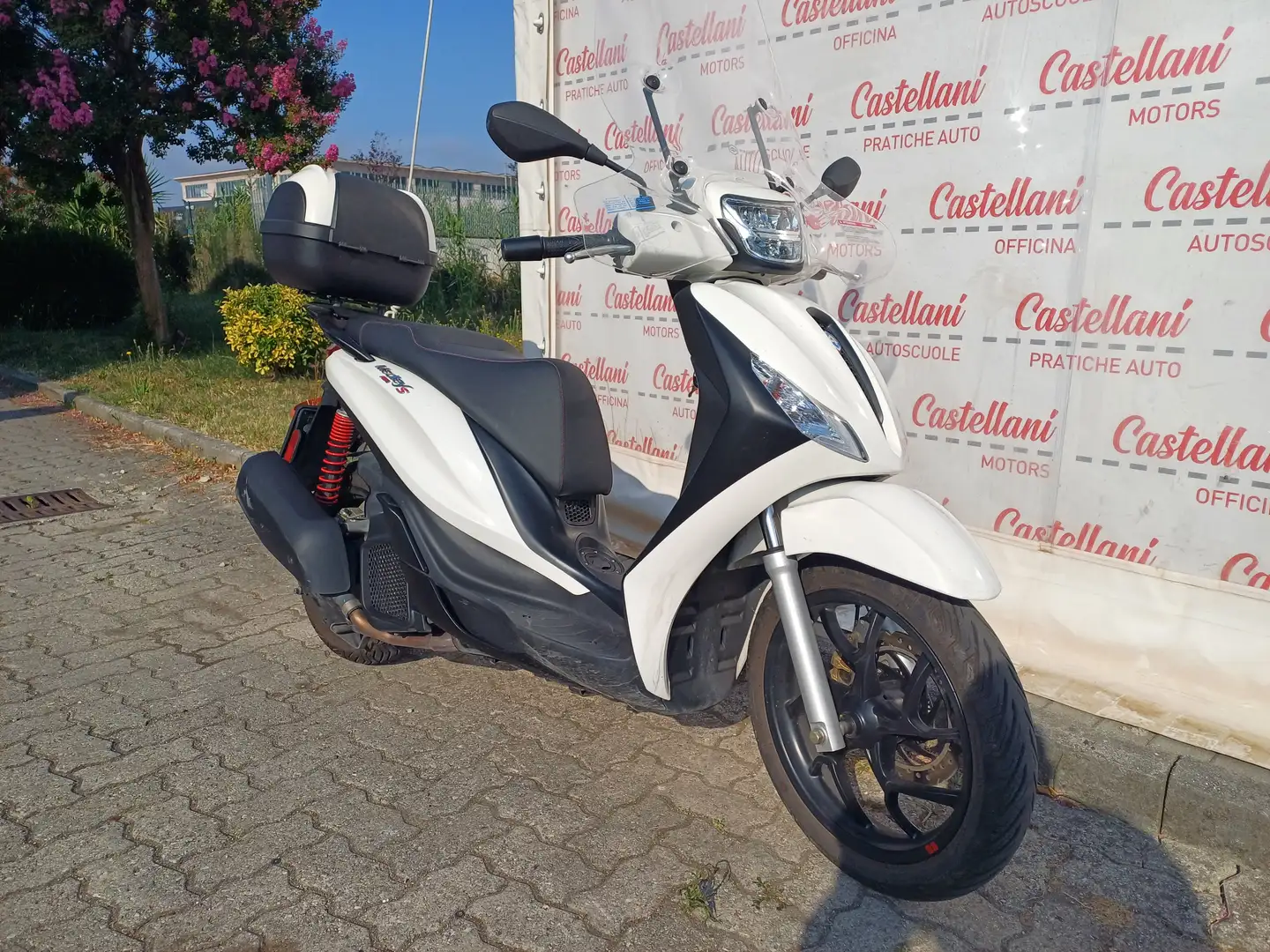 Piaggio Medley 150 PIAGGIO MEDLEY 150 S 2024 White - 1