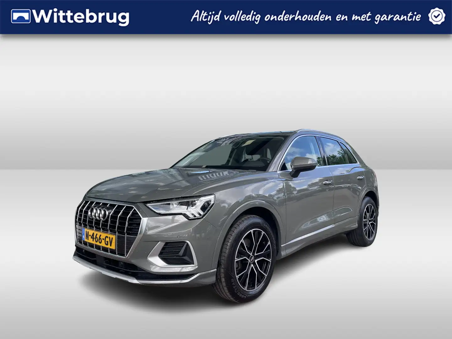 Audi Q3 35 TFSI 150pk S-Tronic Business Edition Sport / LE Grijs - 1