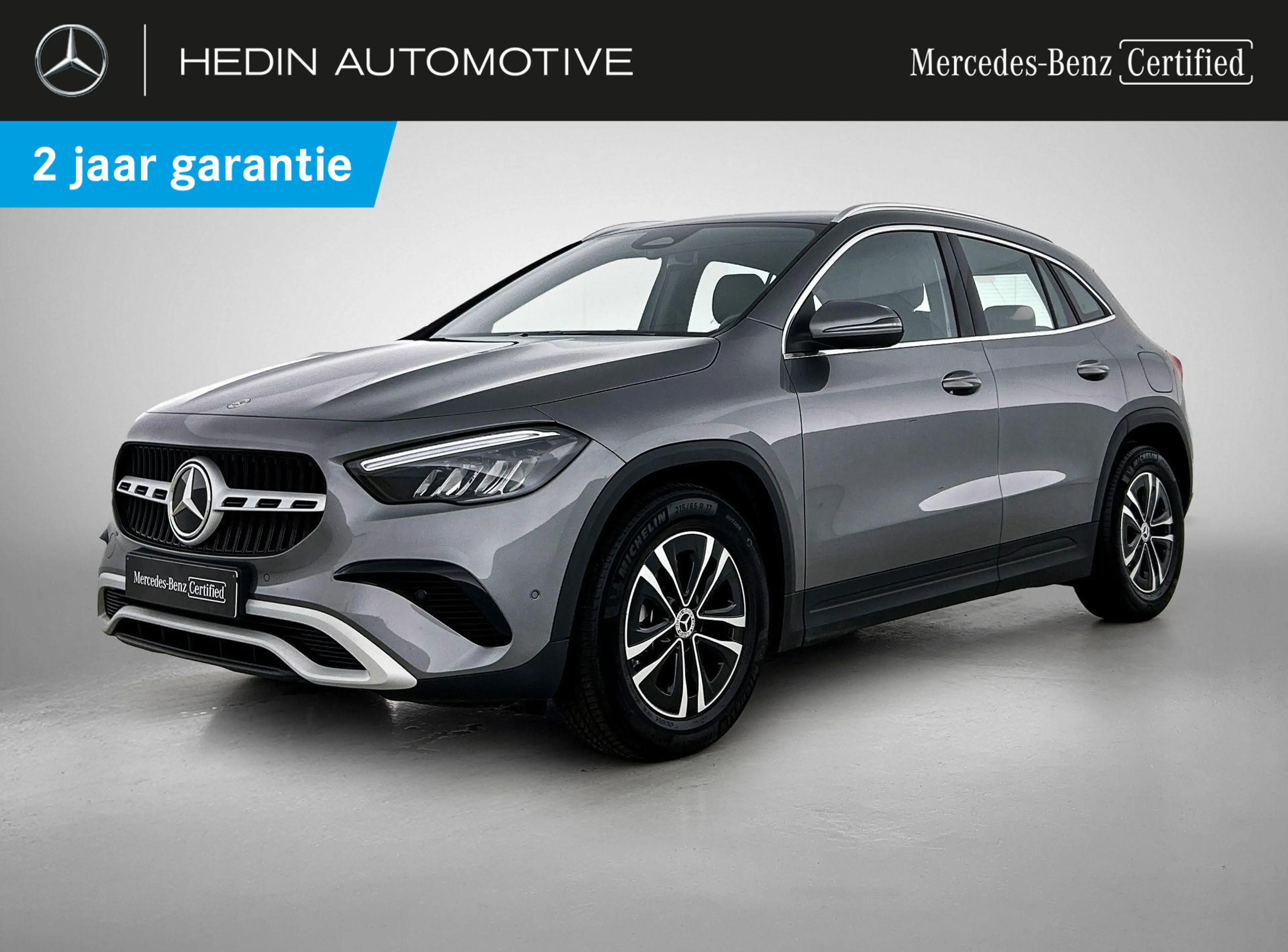Mercedes-Benz GLA 180 Essential Line | Verwarmde Zetels | Navigatie | Ac