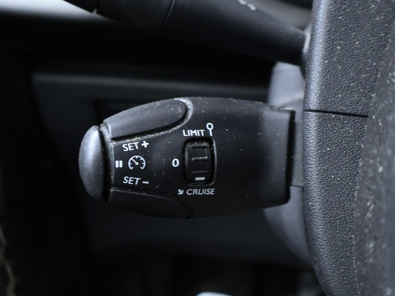 DS Automobiles DS 3 1.2 PureTech So Chic Sport (APPLE CARPLAY,NAVI,CAM — photo 9