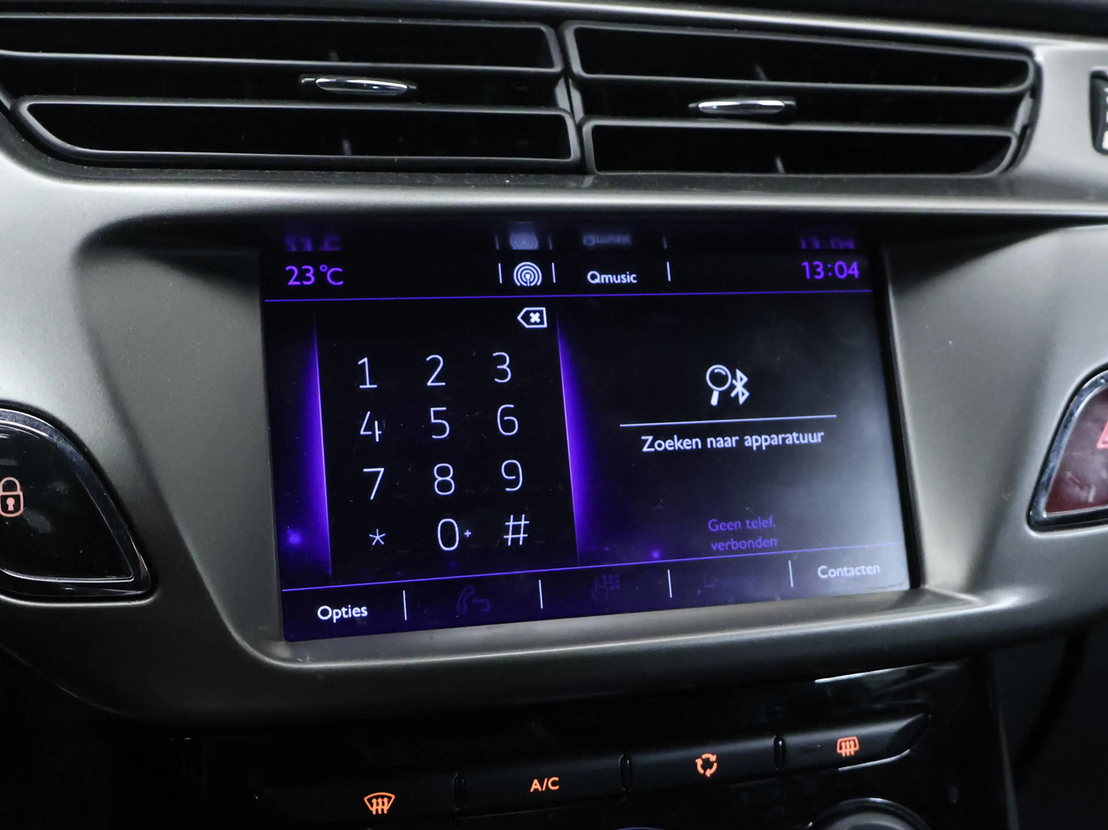 DS Automobiles DS 3 1.2 PureTech So Chic Sport (APPLE CARPLAY,NAVI,CAM — photo 15