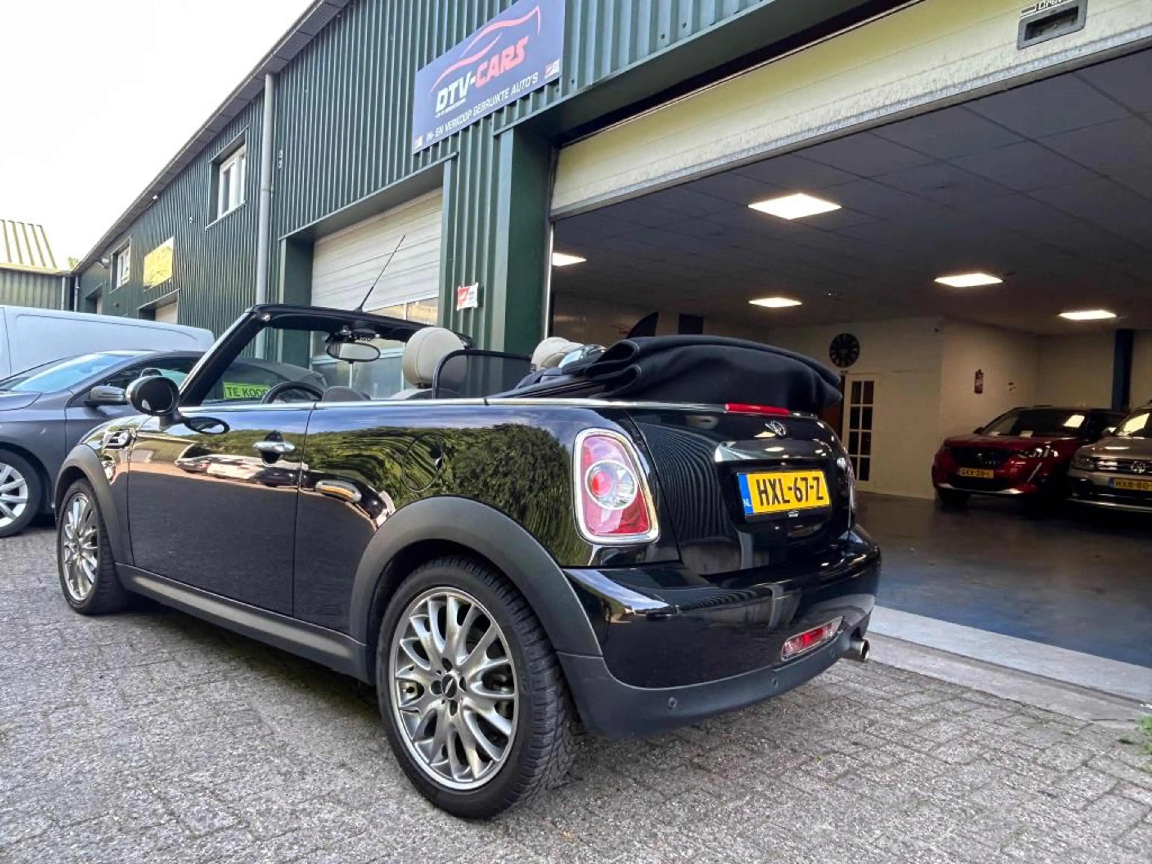 MINI One Cabrio Mini 1.6 Chili 64000km — photo 13