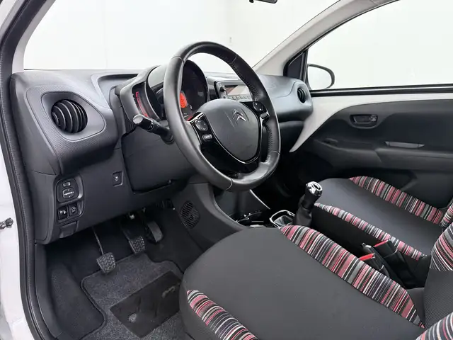 Citroen C1 view 8
