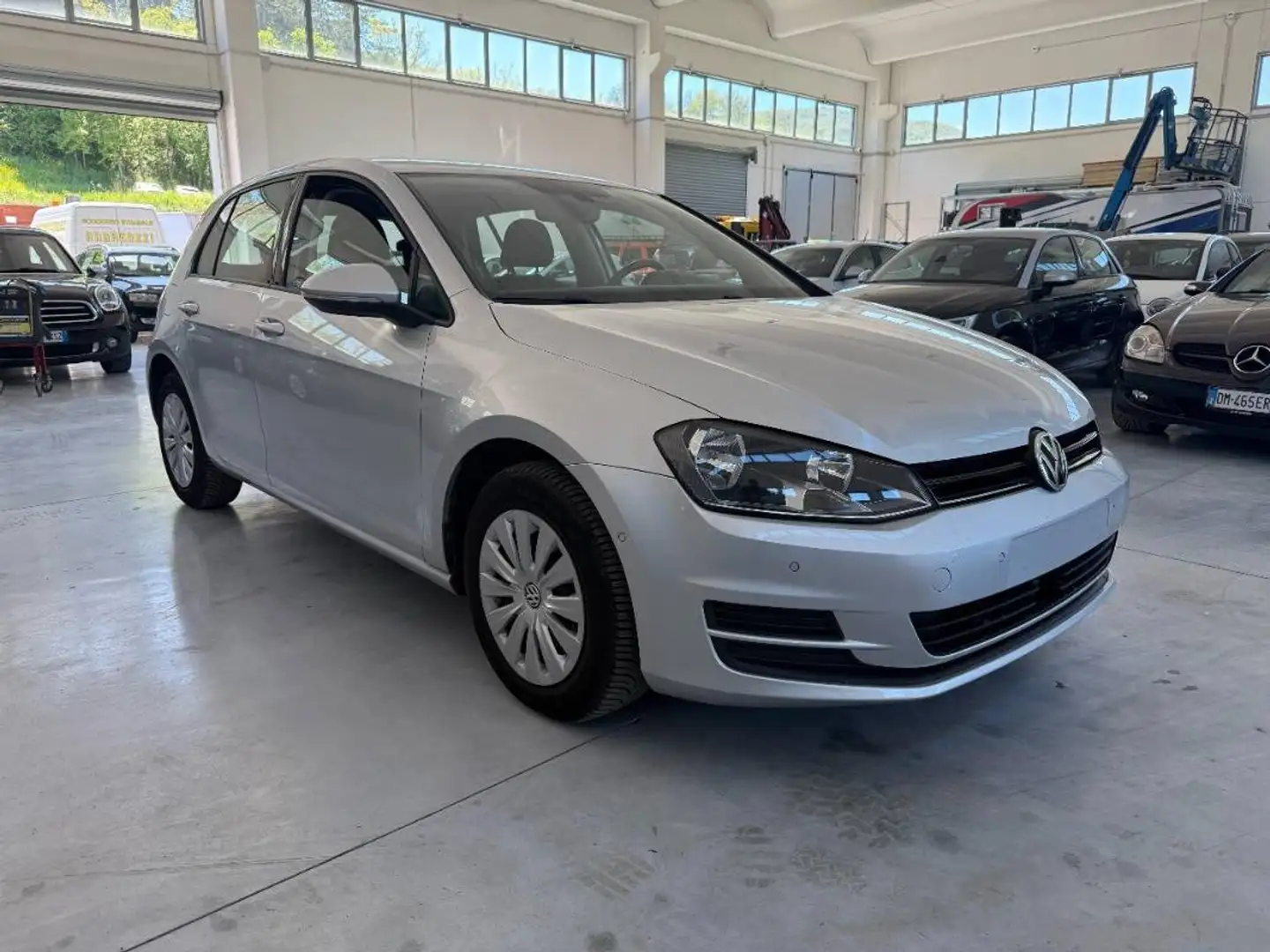 Volkswagen Golf 1.6 tdi Trendline 90cv - 1