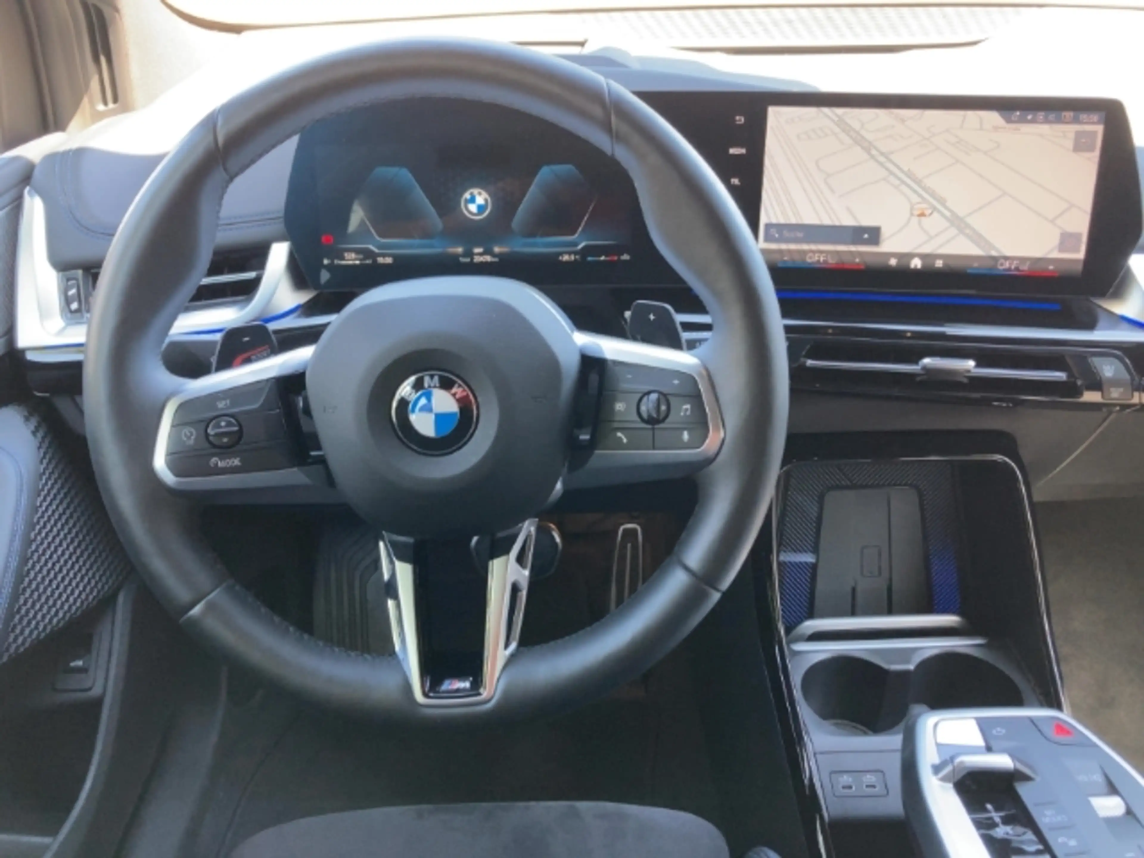 BMW 223 Active Tourer i xDrive Sportpaket HUD AD AHK-el. k — photo 8