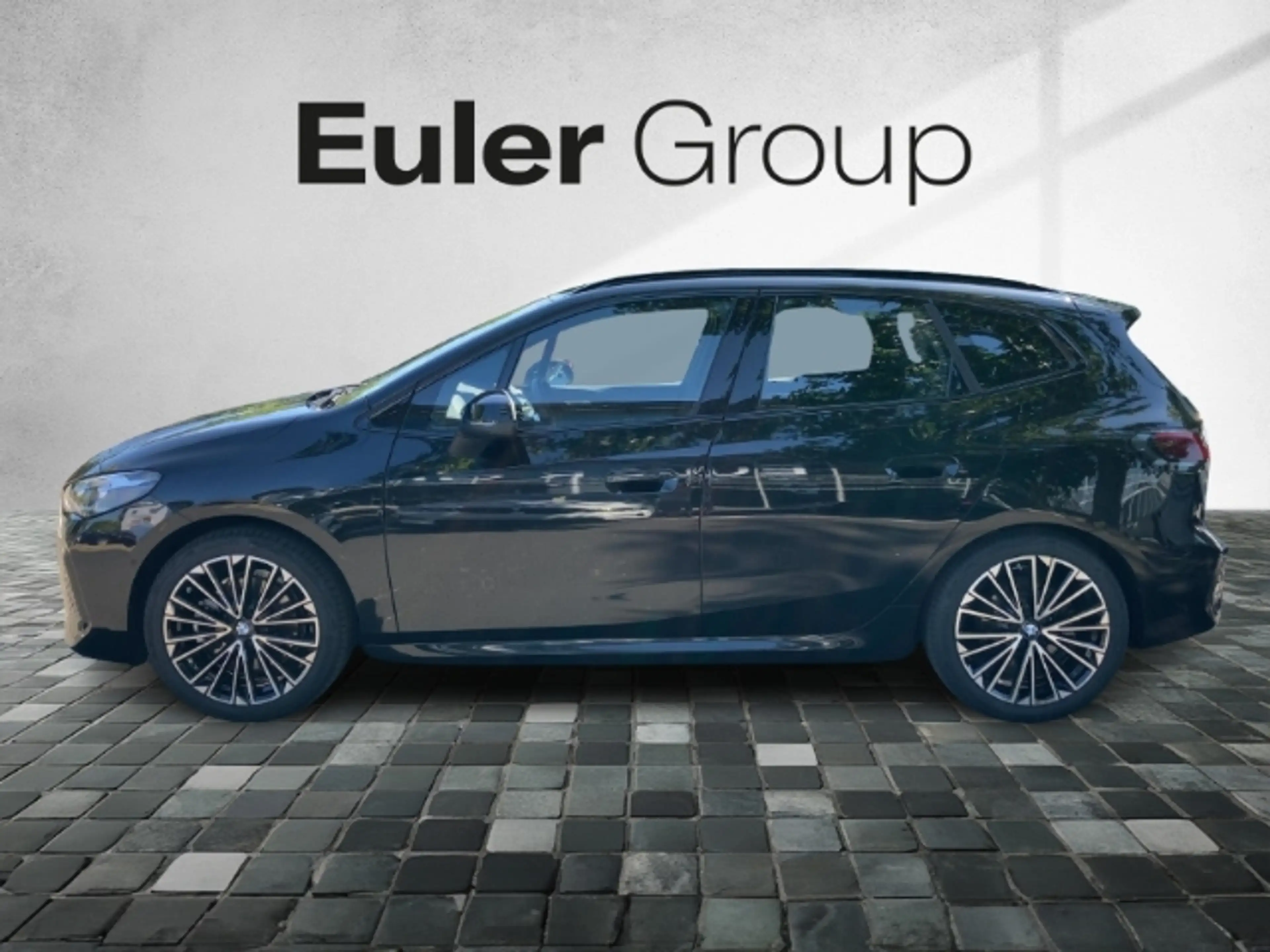 BMW 223 Active Tourer i xDrive Sportpaket HUD AD AHK-el. k — photo 2