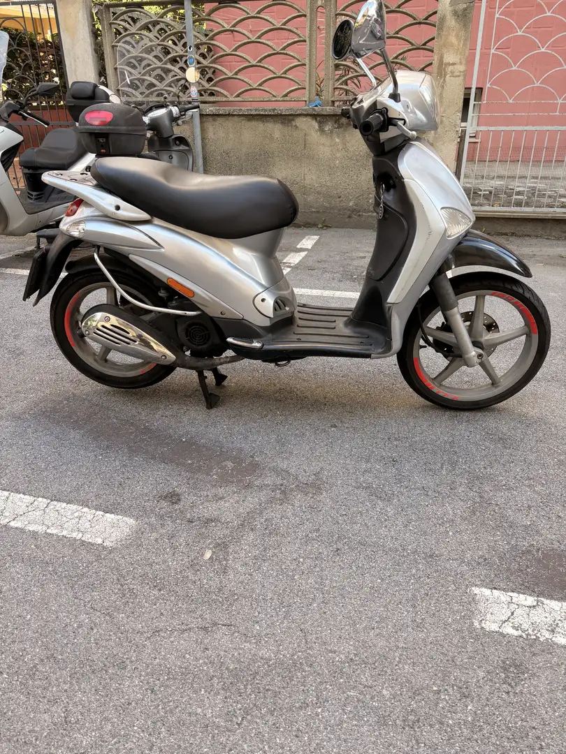 Piaggio Liberty 125 Argento - 1