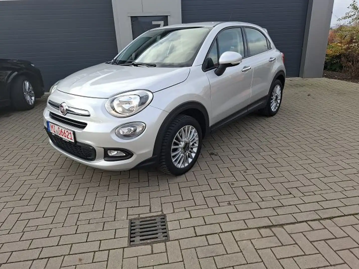 Fiat 500X Pop Star mit Top Ausstattung auch AHK Silber - 1