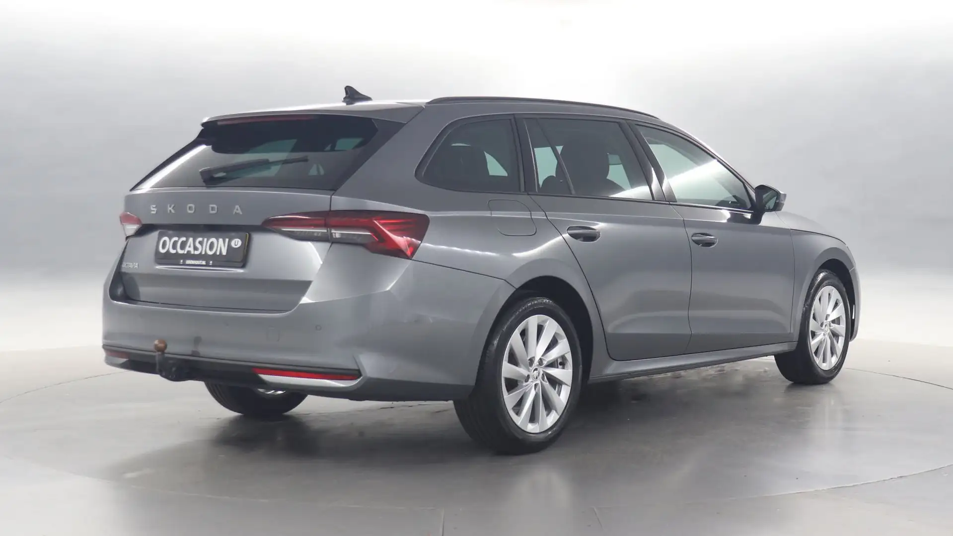 Skoda Octavia Combi 1.5 TSI 115pk MHEV Business Edition DSG / Na Grijs - 2