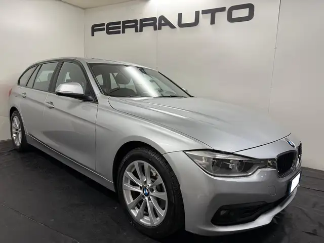 BMW 320 Serie 3 F31 2016 Touring 320d Touring xdrive auto