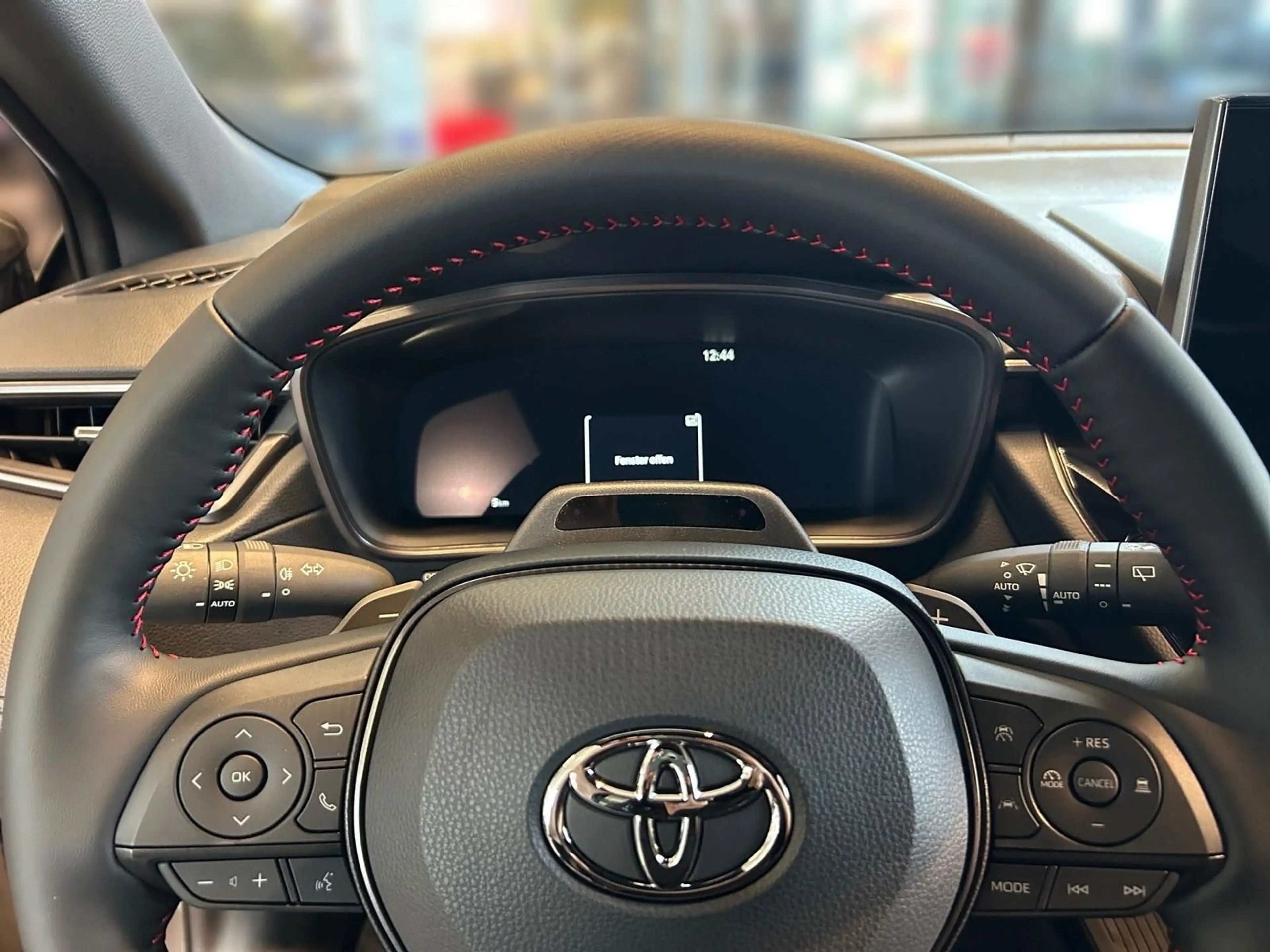 Toyota Corolla Cross Hybrid FWD GR Sport — photo 15
