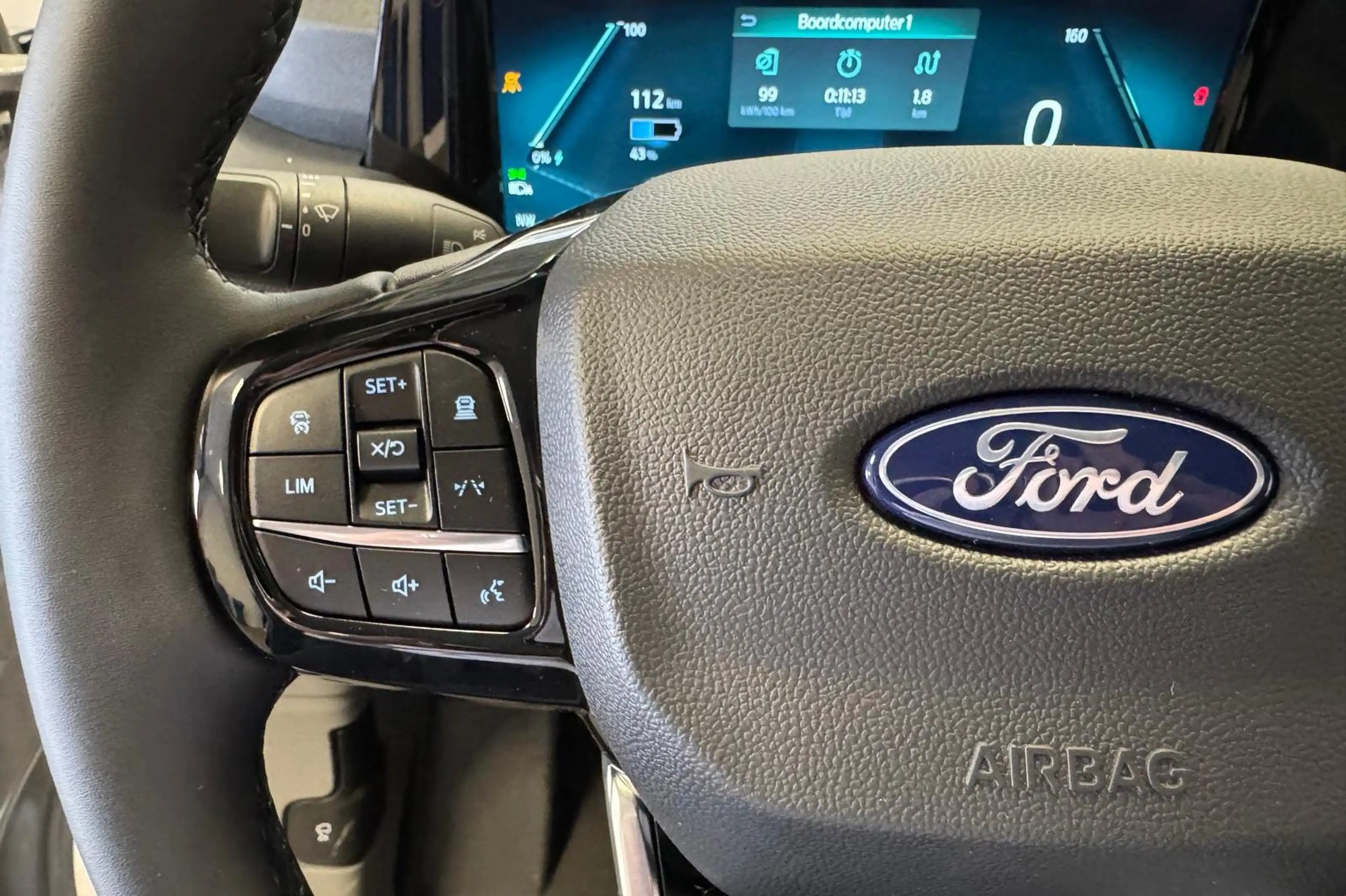 Ford E-Transit Cust. 340 L2H1 Limited 65 kWh — photo 15