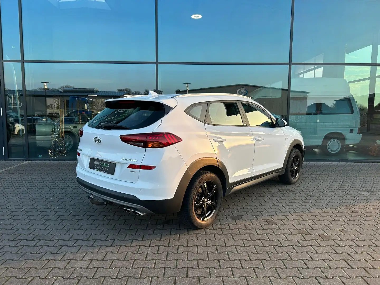 Hyundai TUCSON 1.6 CRDi AHK Navi Kamera Sitzhzng. 1.Hd Weiß - 2