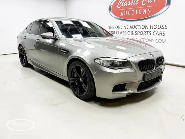BMW M5 - ONLINE AUCTION