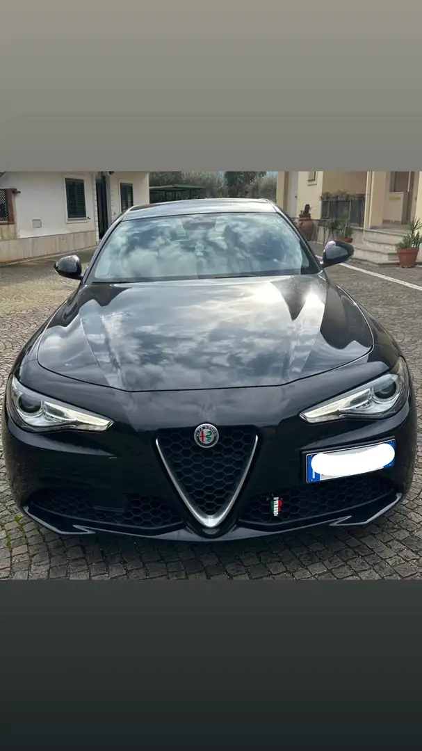 Alfa Romeo Giulia 2.2 t Tech Edition 150cv Nero - 2