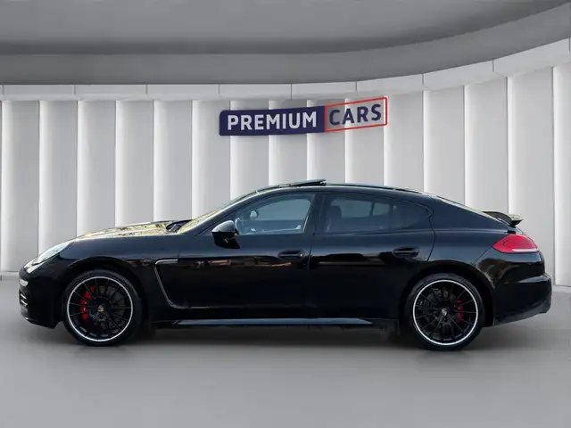 Porsche Panamera view 2