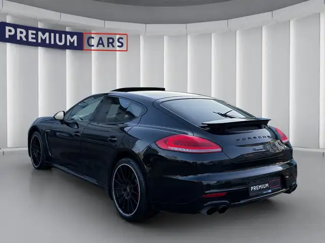 Porsche Panamera view 3