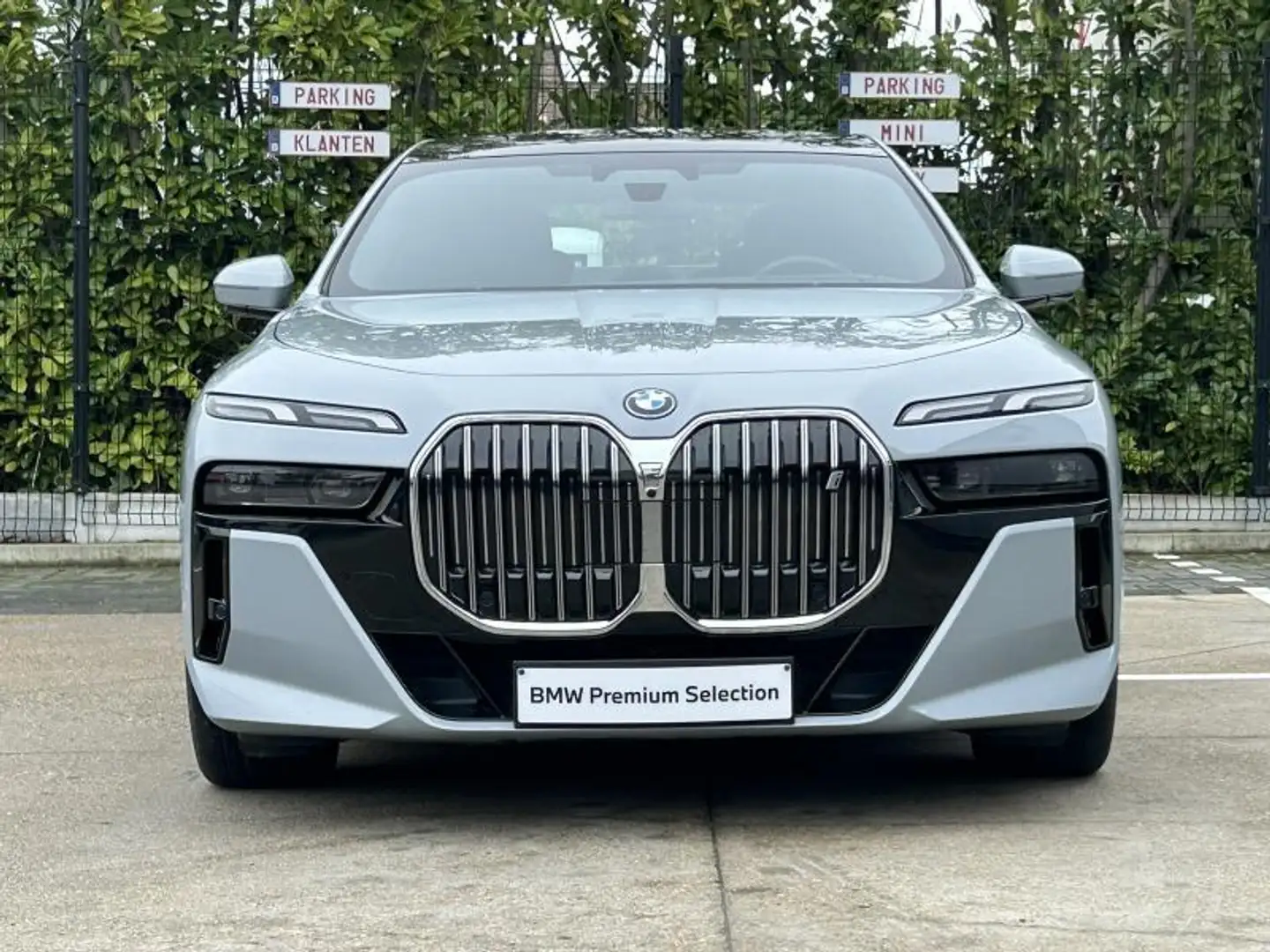 BMW i7 eD50 Gris - 2