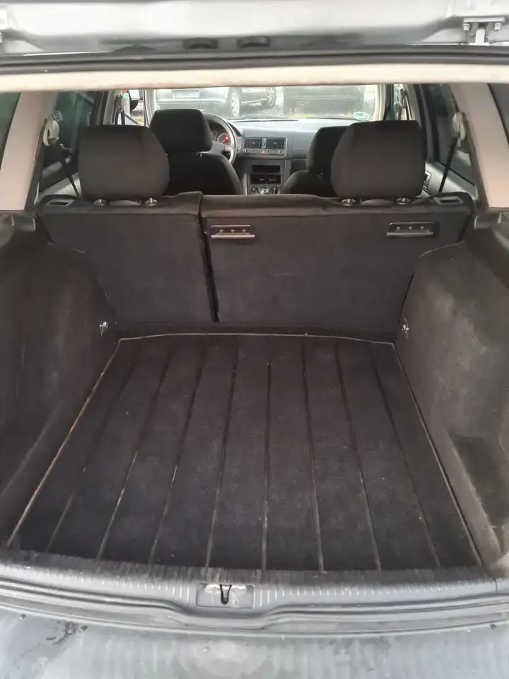 Volkswagen Golf 1,6 benzin, foto 9