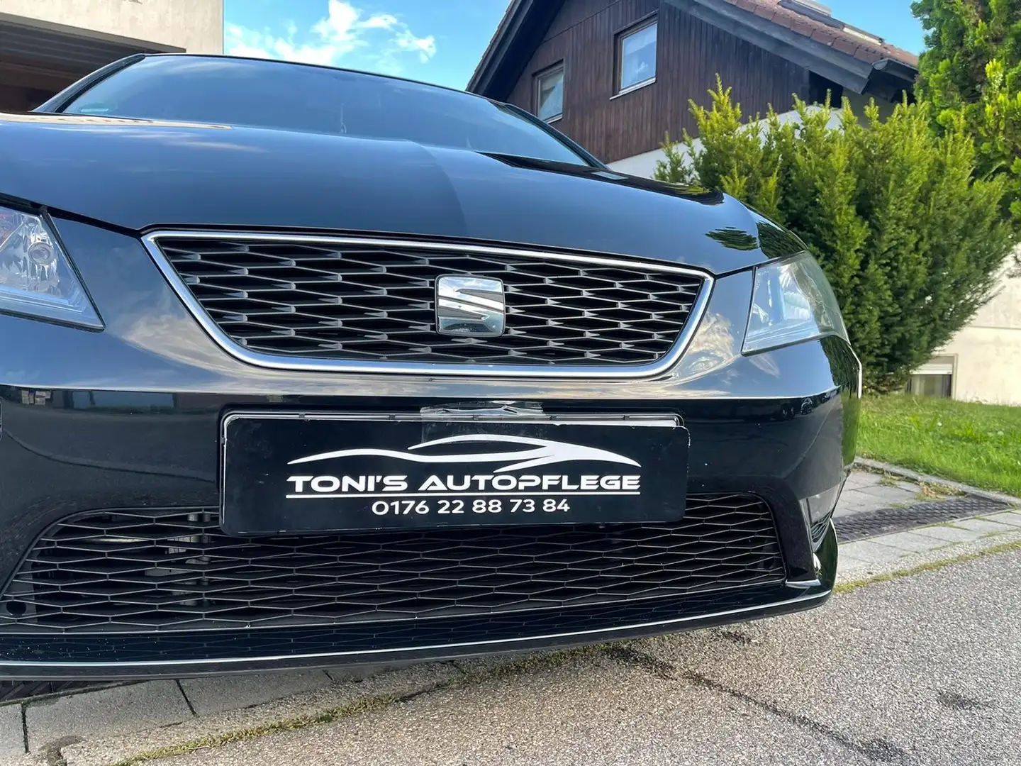 SEAT Leon 1.2 TSI Start&Stop Reference Schwarz - 1