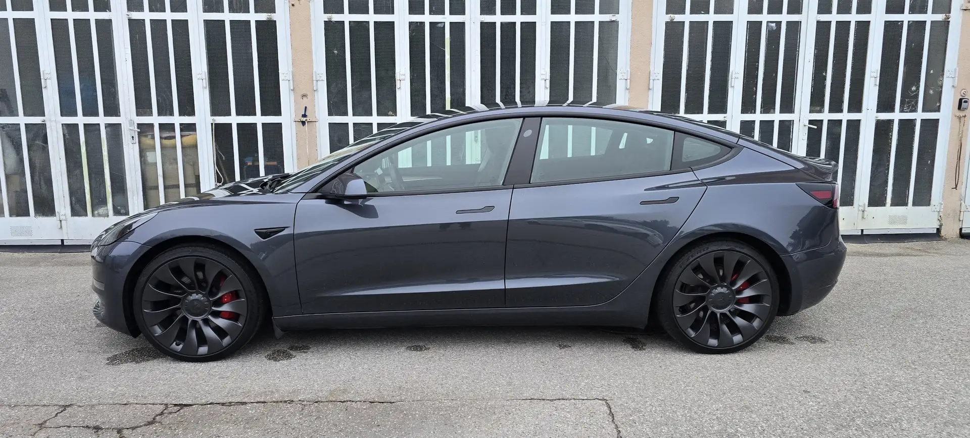 Tesla Model 3 Performance AWD **Autopilot*Mwst.*Sofort Kredit** Gris - 2