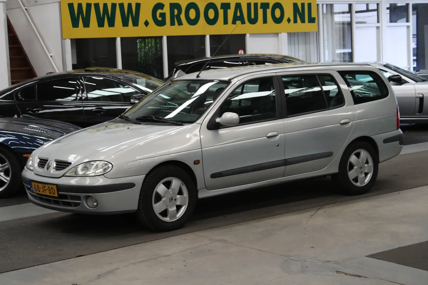 Renault Megane Break 1.6-16V Expression Airco, Stuurbekrachtiging Gri - 1
