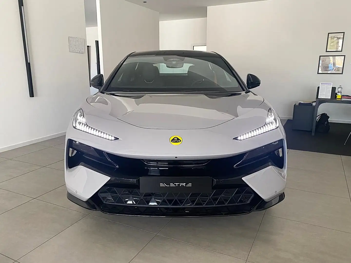Lotus Eletre 612 CV AWD Pronta Consegna Lotus Bari Grigio - 2