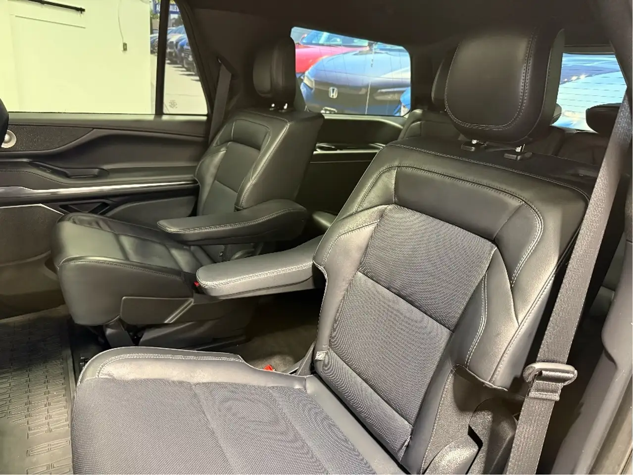 Lincoln Navigator снимка Lincoln Navigator