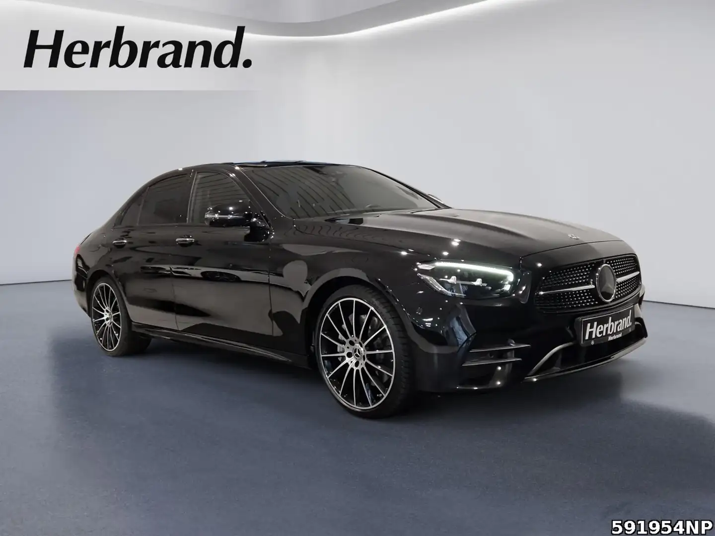 Mercedes-Benz E 400 d 4M AMG Night Pano Standhzg AHK Ambiente Schwarz - 2